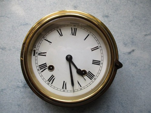 Schöne ältere glasenuhr - ältere,